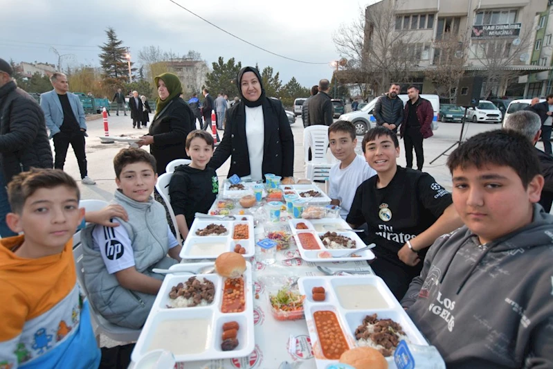 İscehisar Belediyesi Gönül Sofrasına Yoğun İlgi