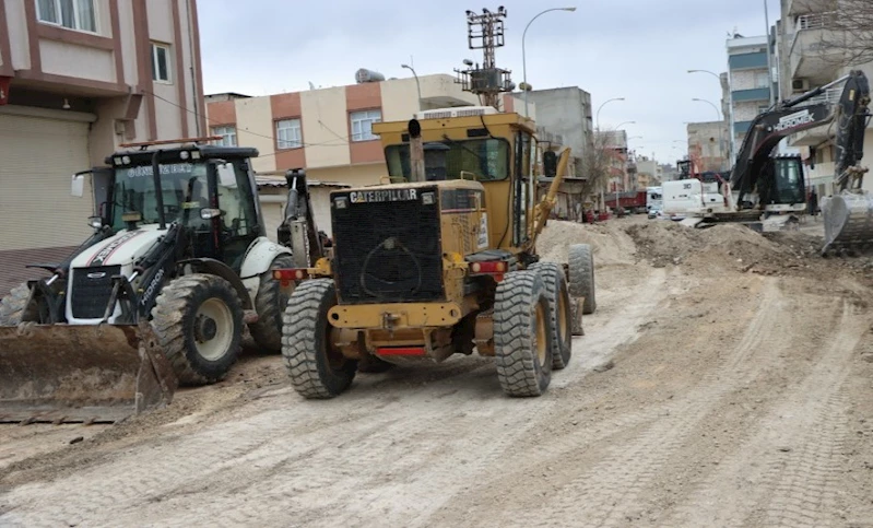 BÜYÜKŞEHİR’DEN SURUÇ İLÇESİ MIZAR CADDESİ’NDE ASFALT ÖNCESİ HAZIRLIK