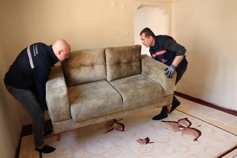 Bayraklı Belediyesinden kalpleri ısıtan destek