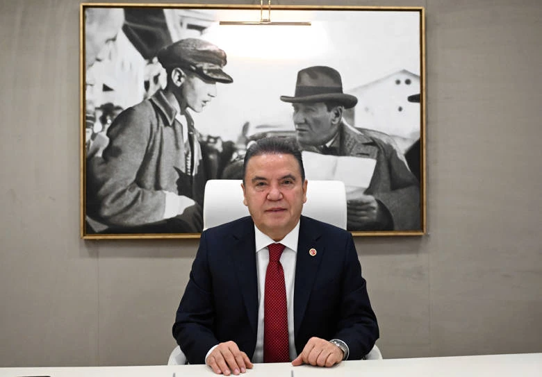 BAŞKAN MUHİTTİN BÖCEK’İN 8 MART MESAJI