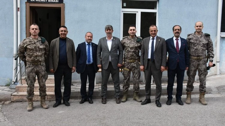 BAŞKANIMIZ, POLİS ÖZEL HAREKATIMIZIN 42. KURULUŞ YIL DÖNÜMÜ VESİLESİYLE MÜDÜRLÜĞÜMÜZÜ ZİYARET ETTİ