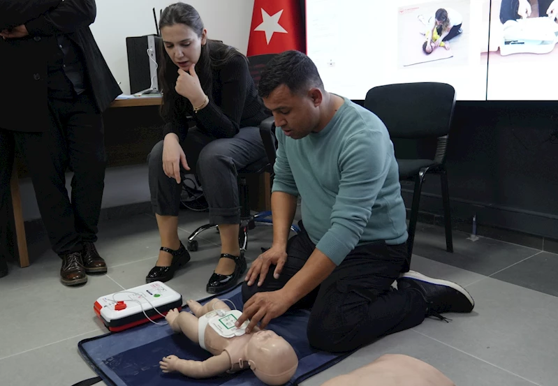 Afet müdahale ekibine ilk yardım eğitimi