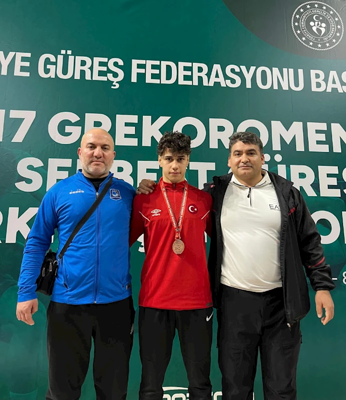 YUNUSEMRELİ GÜREŞÇİ KADİR KADİROĞLU TÜRKİYE 3.SÜ