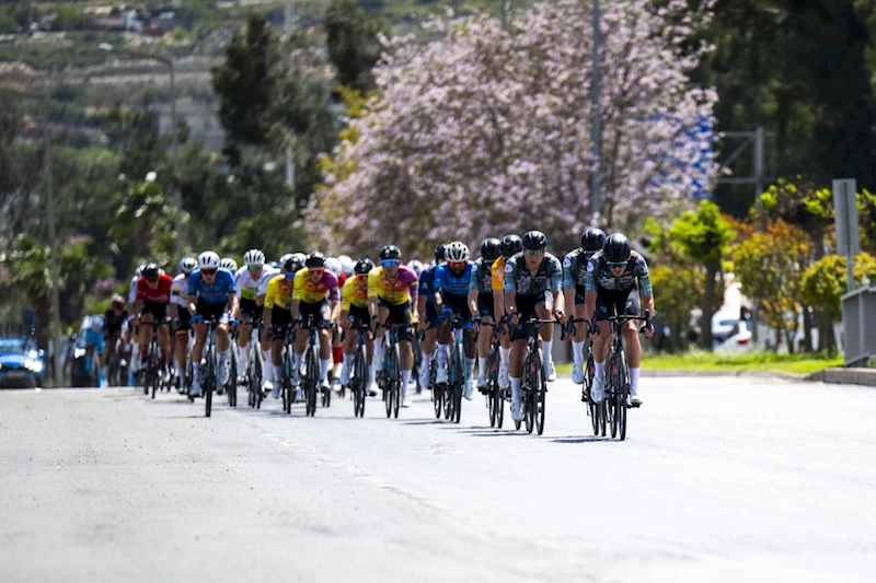 7. Tour of Mersin Uluslararası Bisiklet Turu’nun 2. Etabında Sporcular, 125 Kilometreyi Pedalladı
