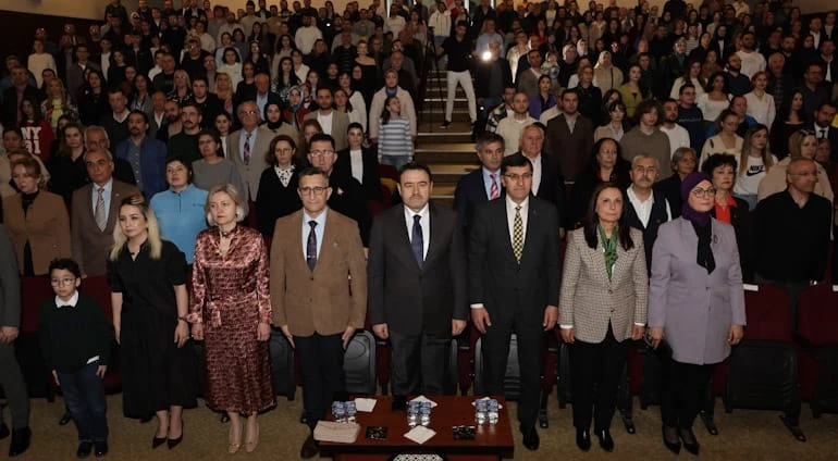 AVUKATLARIMIZIN SESİNDEN YANKILANAN KONSER BÜYÜK İLGİ GÖRDÜ