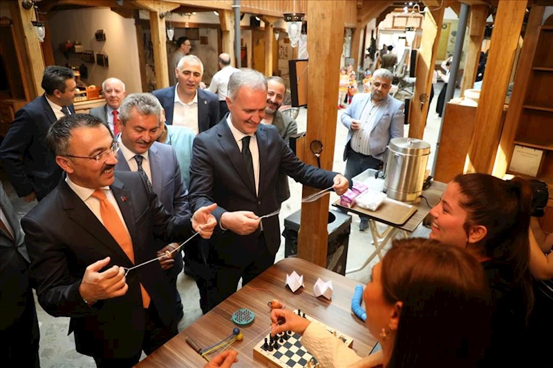 Geçmişten Günümüze Oyuncak Sergisi Kent Müzesinde Açıldı