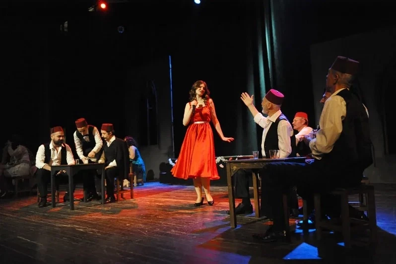 Karşıyaka Belediye Tiyatrosu’nda perde kapanıyor