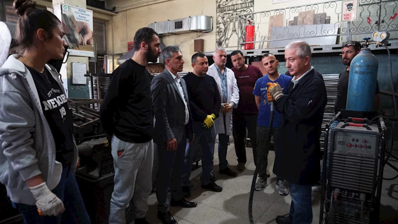 Kursiyerler Büyükşehir’in Kaynakçılık Kursu’nda Hem Öğreniyor Hem Üretiyor