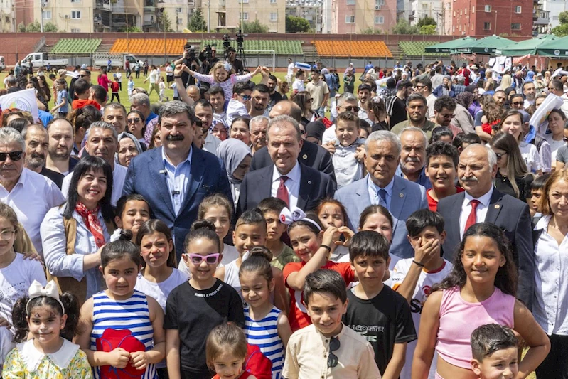 Başkan Seçer, Toroslar Belediyesi’nin ‘Akbelen Gündüz Bakımevi’ Açılışına ve Bayram Etkinliklerine Katıldı