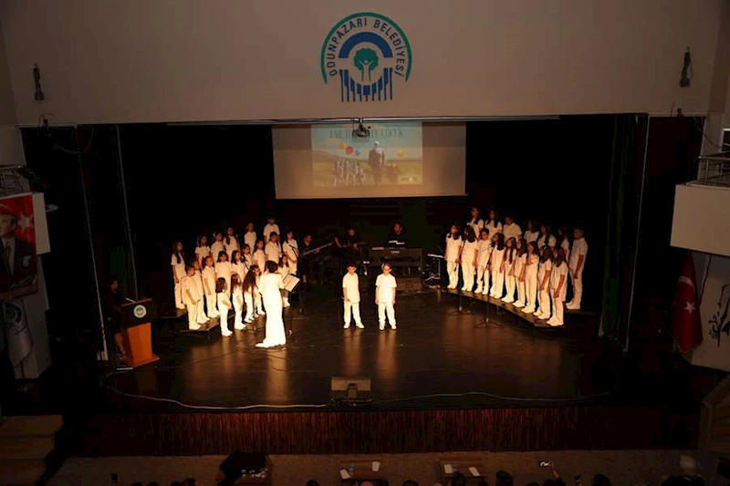 ODUNPAZARI ÇOCUK KOROSU’NDAN UMUTLA DOLU BİR AKŞAM