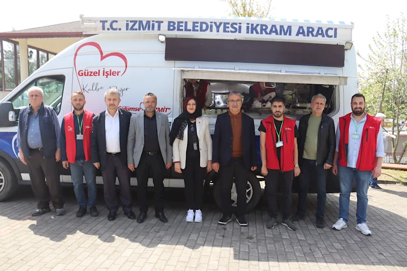 İZMİT BELEDİYESİ CUMA BULUŞMALARINDA GÖNÜL KÖPRÜLERİ KURMAYA DEVAM EDİYOR