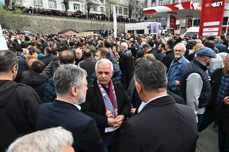 Başkan Şahin, Volkan Konak’ın Maçka’daki Cenaze Törenine Katıldı