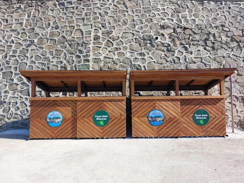 ÇÖP KONTEYNERLERİ HİJYENİK VE ESTETİK BİR GÖRÜNÜME KAVUŞTU