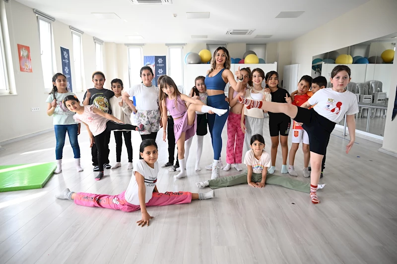 BAŞKAN ÇERÇİOĞLU’NDAN ÇOCUKLARA ÜCRETSİZ JİMNASTİK EĞİTİMİ