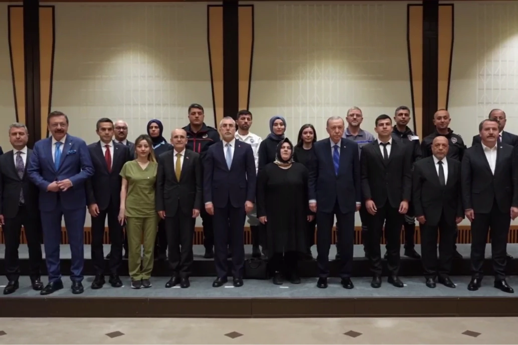 Cumhurbaşkanı Erdoğan, emek temsilcileriyle buluştu