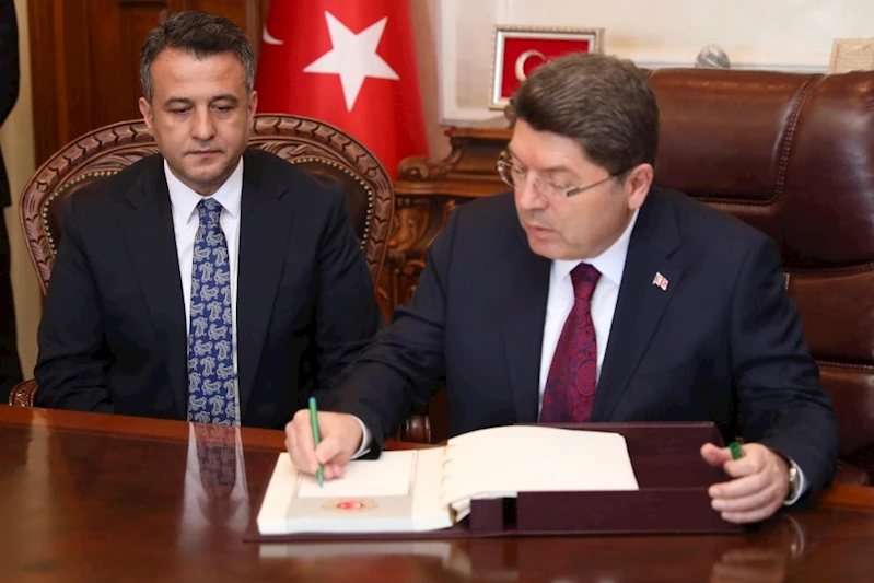 ADALET BAKANI TUNÇ’TAN BAŞKAN DOĞAN’A ZİYARET