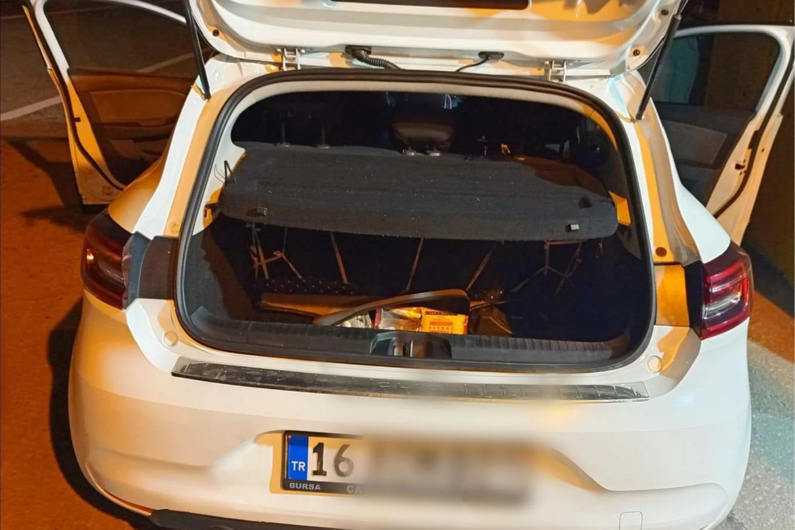 Bursa’da göçmen kaçakçılığı operasyonu