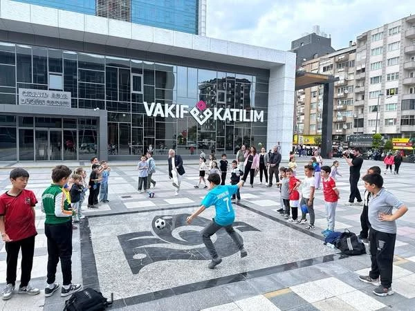 İyi ki varsınız çocuklar, sizlerle her an daha güzel!