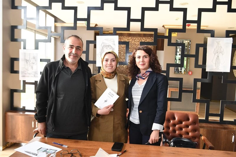 EŞ BAŞKANLAR İMZA GÜNÜNE KATILDI.