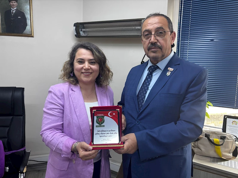 İZMİT BELEDİYESİ, ŞEHİT VE GAZİ YAKINLARI İÇİN VEFA TEMELLİ ÇALIŞMALARINI SÜRDÜRÜYOR