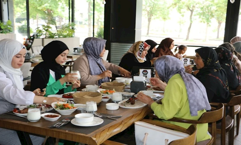 KADIN KURSİYERLER TAKORAN VADİSİ’NİN EŞSİZ GÜZELLİKLERİNİ KEŞFETTİ