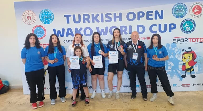 KÜTAHYALI SPORCULARIMIZDAN DÜNYA KUPASI’NDA GURURLANDIRAN BAŞARI