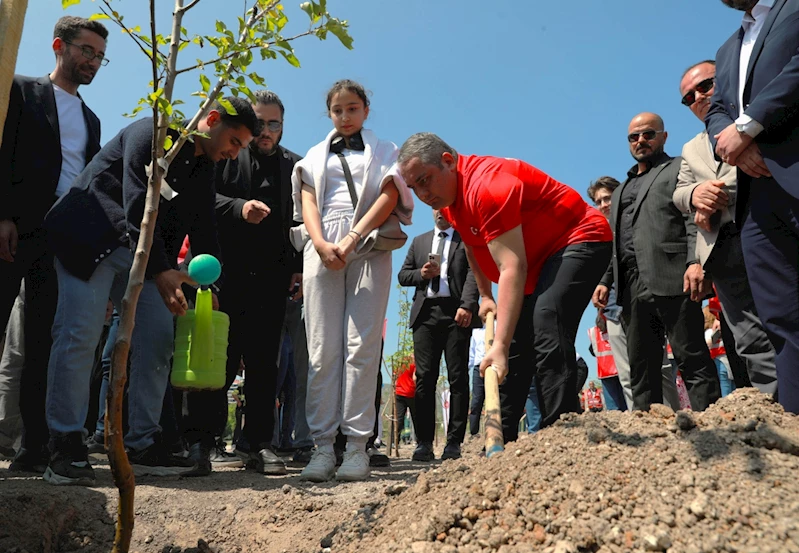 19 Mayıs’ta 1919 fidan toprakla buluştu