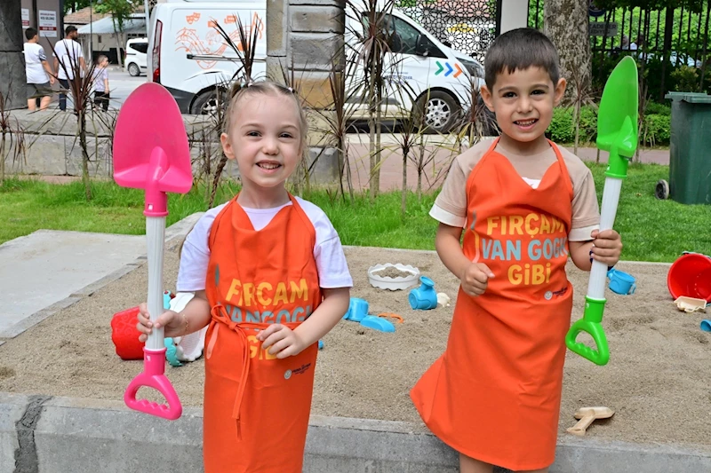 Minikler, Şehzadeler Parkı’nda Tarih ve Sanatla Buluştu