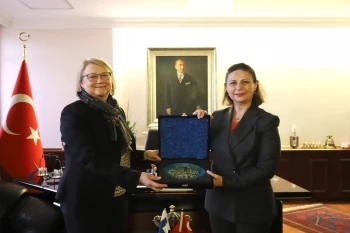 FİNLANDİYA BÜYÜKELÇİSİNDEN BAŞKAN ÜNLÜCE’YE ZİYARET