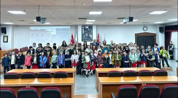 Günümüzü güzelleştiren çocuklarımıza teşekkür ediyorum.