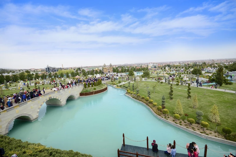 80 BİNDE DEVR-İ ALEM PARKI’NDA ONLİNE BİLET DÖNEMİ BAŞLADI