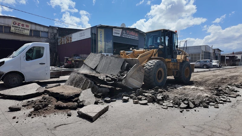 Başkan Arı “Sanayi Esnafımıza Daha Konforlu Yollar Sunacağız”