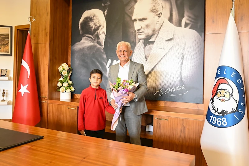 Koltuğumuzu Geleceğin Yöneticilerine Devrettik.