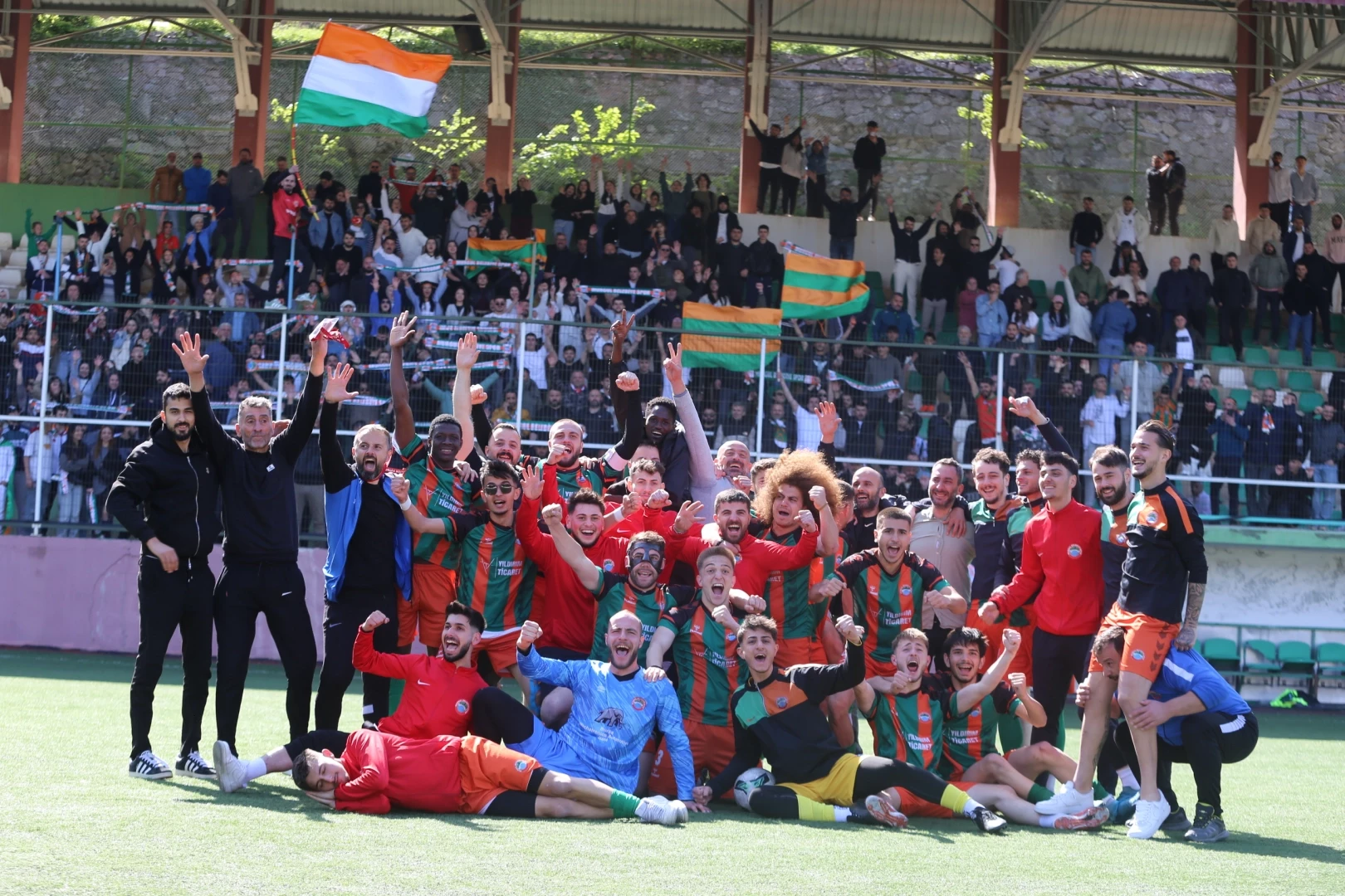 Murgul Belediyespor BAL’a yükseldi!