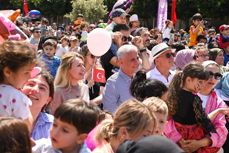 ÇOCUK ŞENLİĞİ’NDE KALBİMİZ ÇOCUKLARLA DOLDU