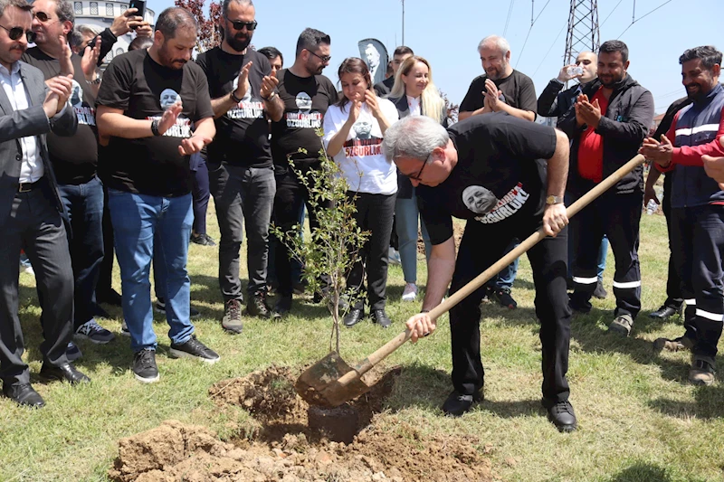 İZMİT BELEDİYESİNİN KATKILARIYLA PROF. DR. ÜMİT ÖZDAĞ HATIRA ORMANI AÇILDI