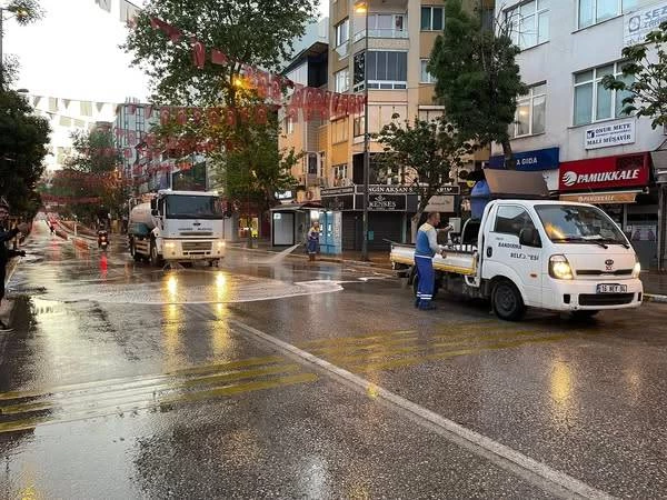 Günün ilk ışıklarıyla birlikte Bandırma için görev başındayız.