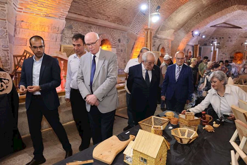 ODUNPAZARI’NDA AHŞAP SANATI HAYAT BULDU