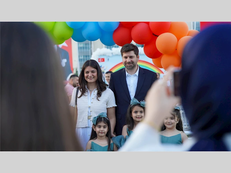 TARSUS’TA MİNİKLERDEN MEZUNİYET COŞKUSU