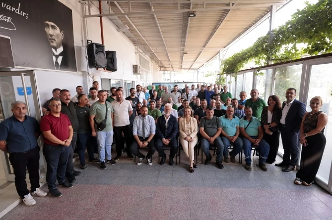 Başkan Mutlu’dan belediye birimlerine bayram ziyareti