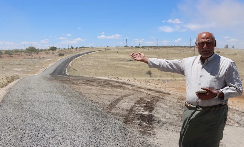 BOZOVA’DA VATANDAŞIN YOL TALEBİNE BÜYÜKŞEHİR’DEN HIZLI ÇÖZÜM