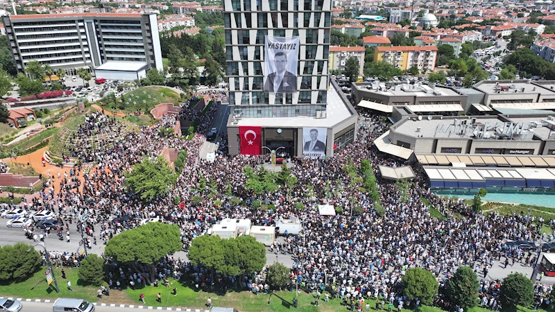 Manisa, Başkan Ferdi Zeyrek’e Gözyaşlarıyla Veda Etti