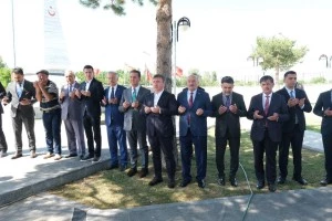 Kurban Bayramı münasebetiyle Belediye Başkanımız Sayın Bekir Aksun’unda katılımları ile bir dizi anlamlı ziyaretler gerçekleştirildi.