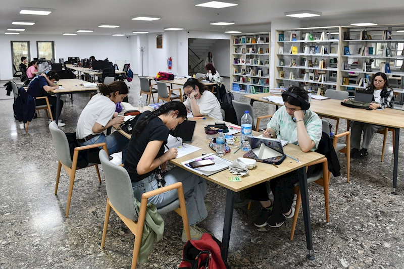 ABB’DEN ÜNİVERSİTE GENÇLİĞİNE TAM DESTEK