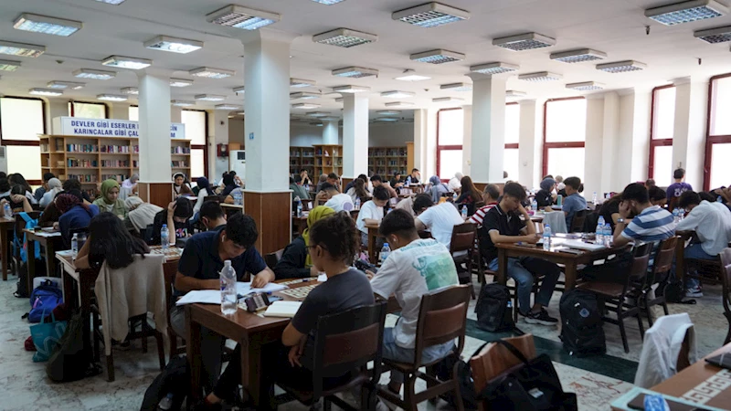Sınavlara Büyükşehir’in Kütüphanelerinde Hazırlanıyorlar
