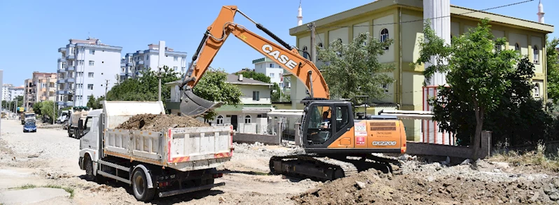 Barış Caddesinde Çalışmalar Hızla Devam Ediyor