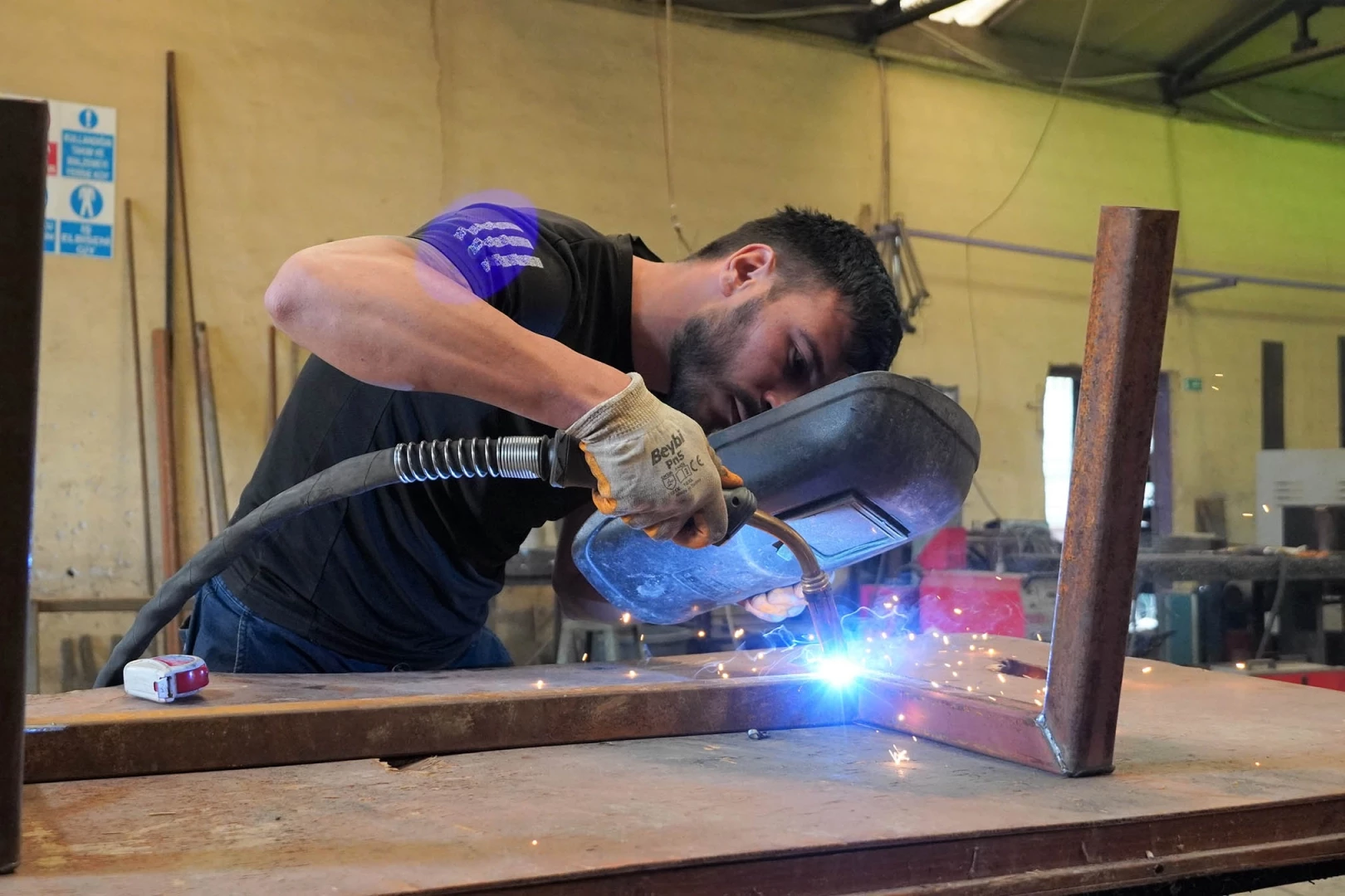 Ankara Keçiören hem üretiyor, hem tasarruf ediyor