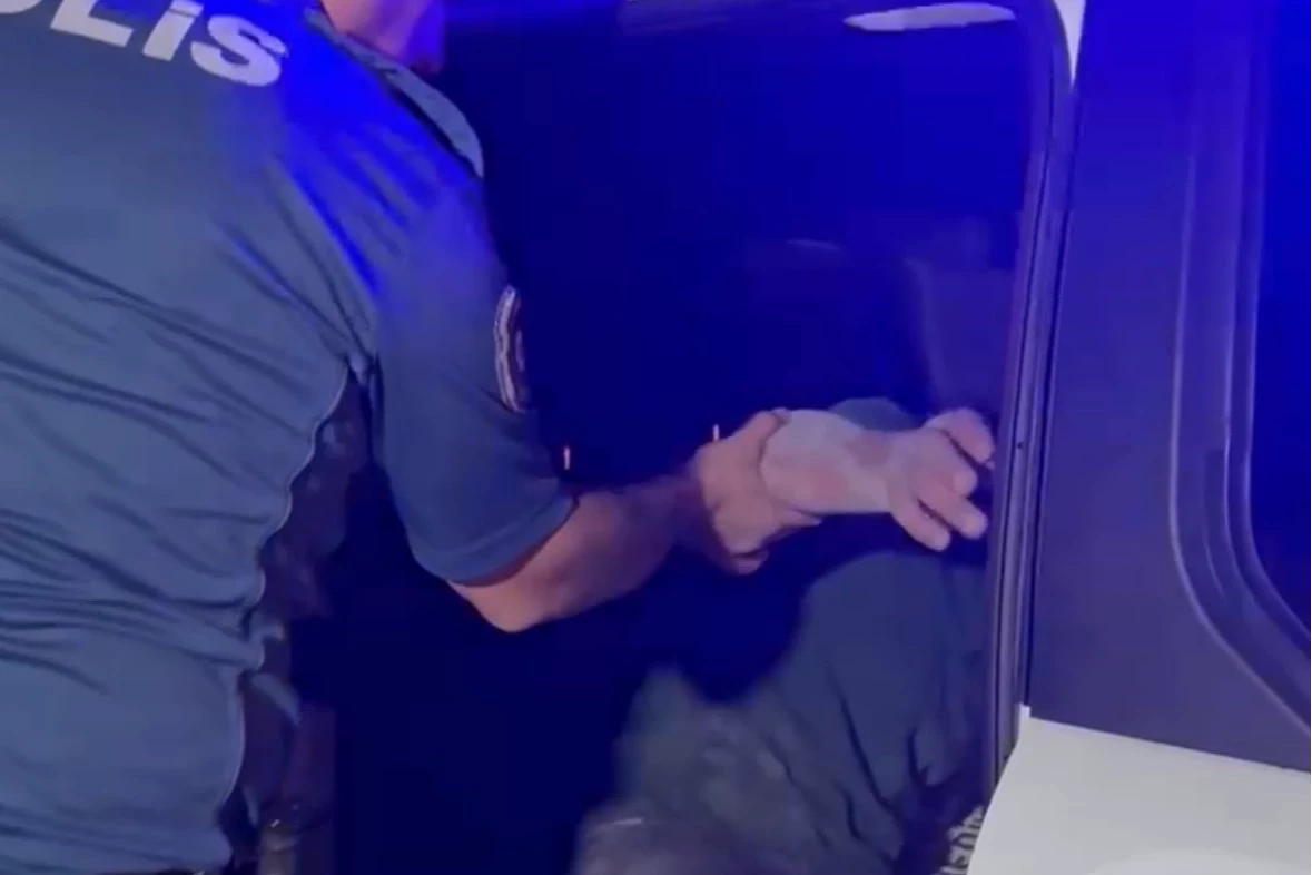 Düzce’de alkol alan şahsa polis şefkati