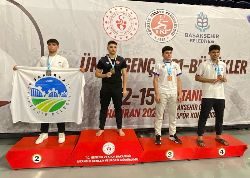 Büyükşehir sporcularından arka arkaya başarılar