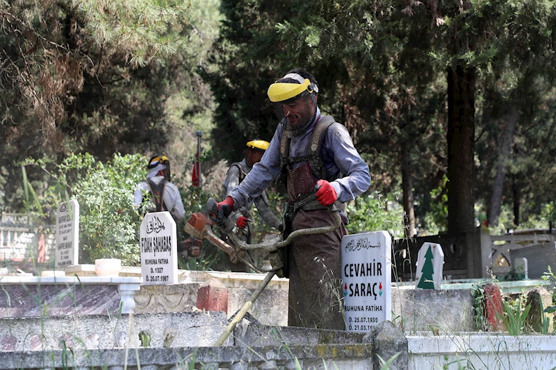 Büyükşehir mezarlıkları bayram ziyaretine hazırlıyor